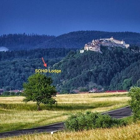 Soho Lodge Rasnov Экстерьер фото